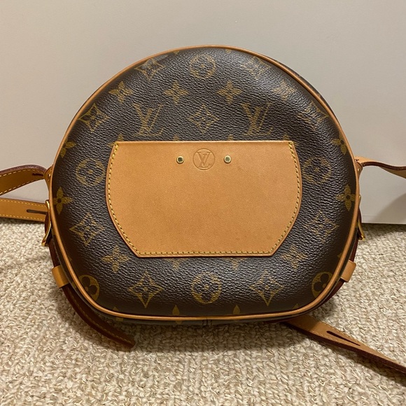 Louis Vuitton Monogram Boite Chapeau Souple MM Round Crossbody Bag - Picture 3 of 8